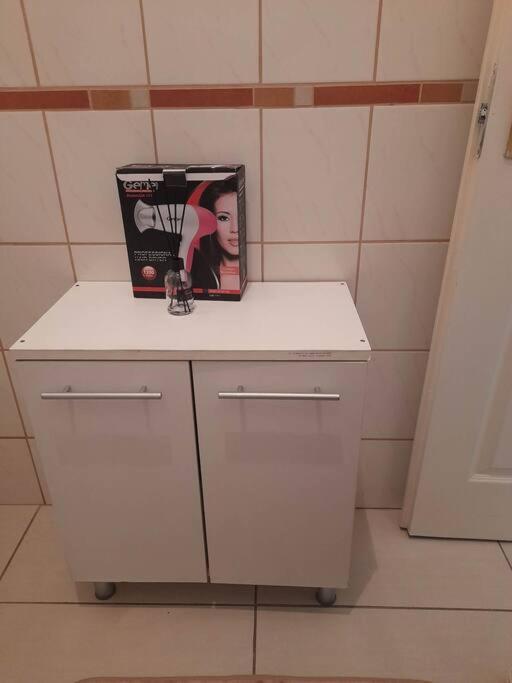 Always A Huge Sale! Apartman